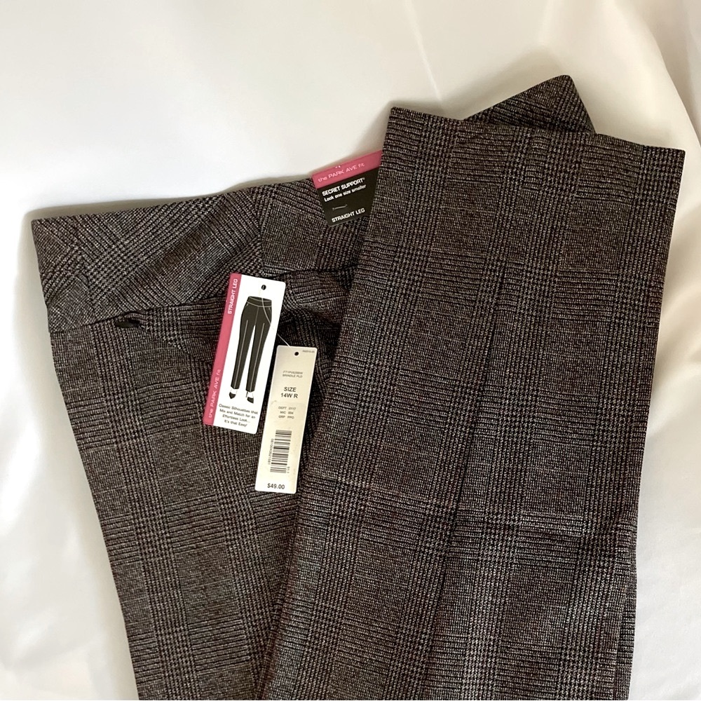 🆕Investments Pants.  NWT  dress straight leg
